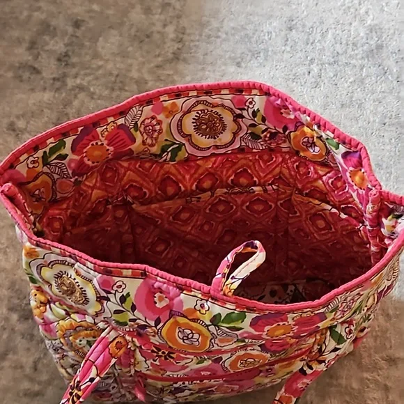 Vera Bradley Tote Bag - Picture 2 of 3